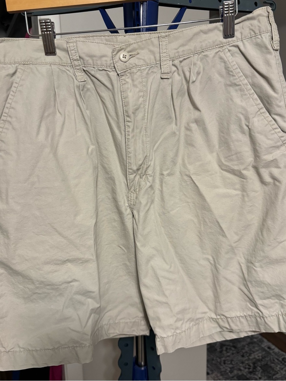 Men's Flat Front Cotton Shorts in Light Beige